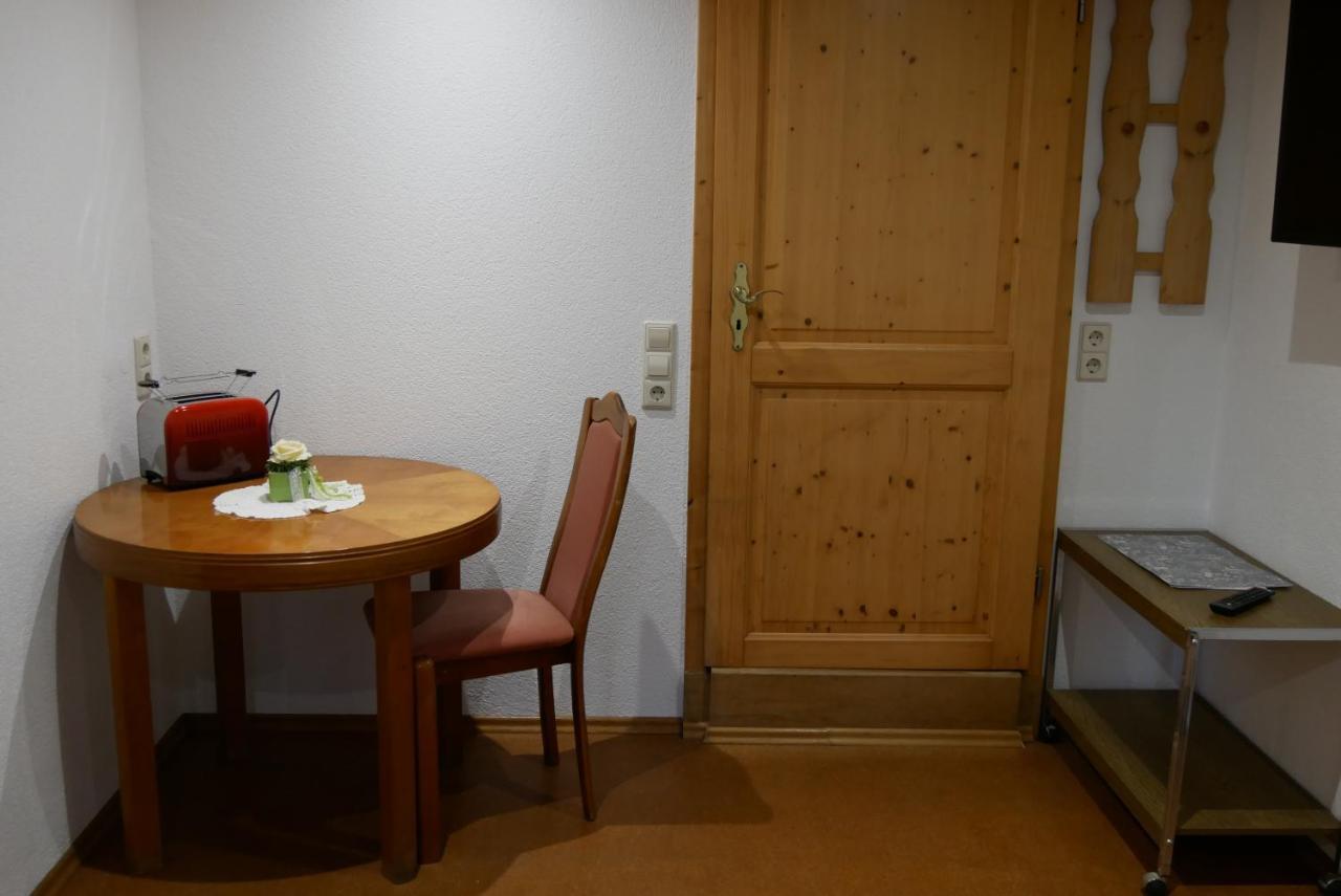 Ferienzimmer Niederstetten Buitenkant foto